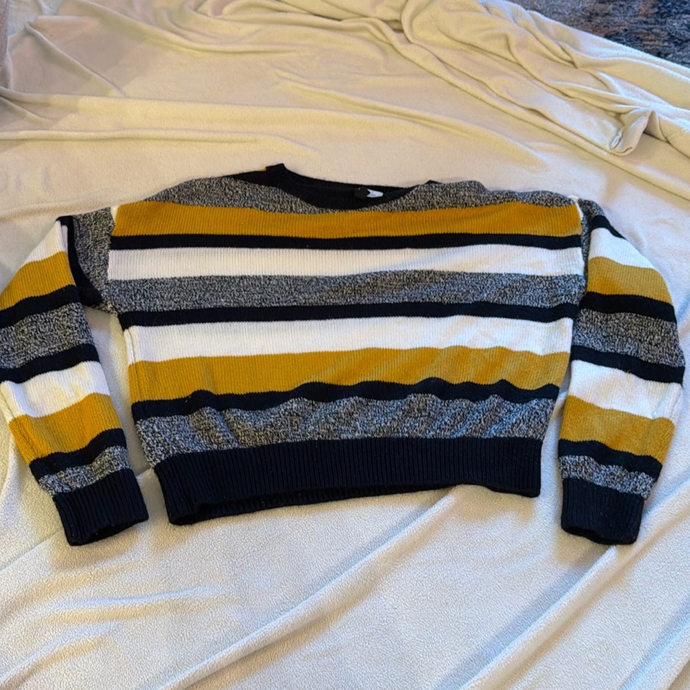 H&M sweater